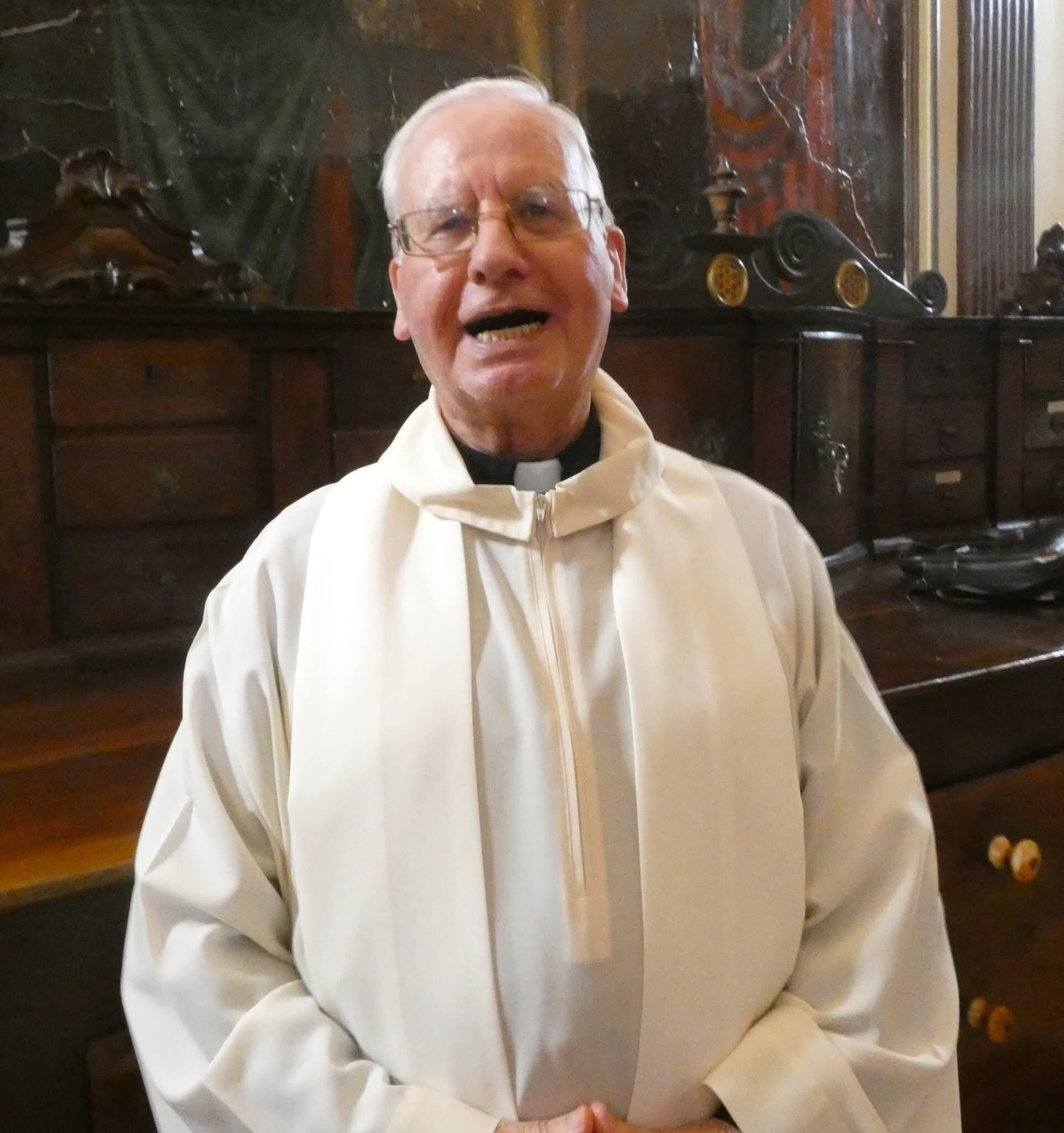 El sacerdote Antonio Abadías ha fallecido en Barbastro. Foto: Ángel Huguet 