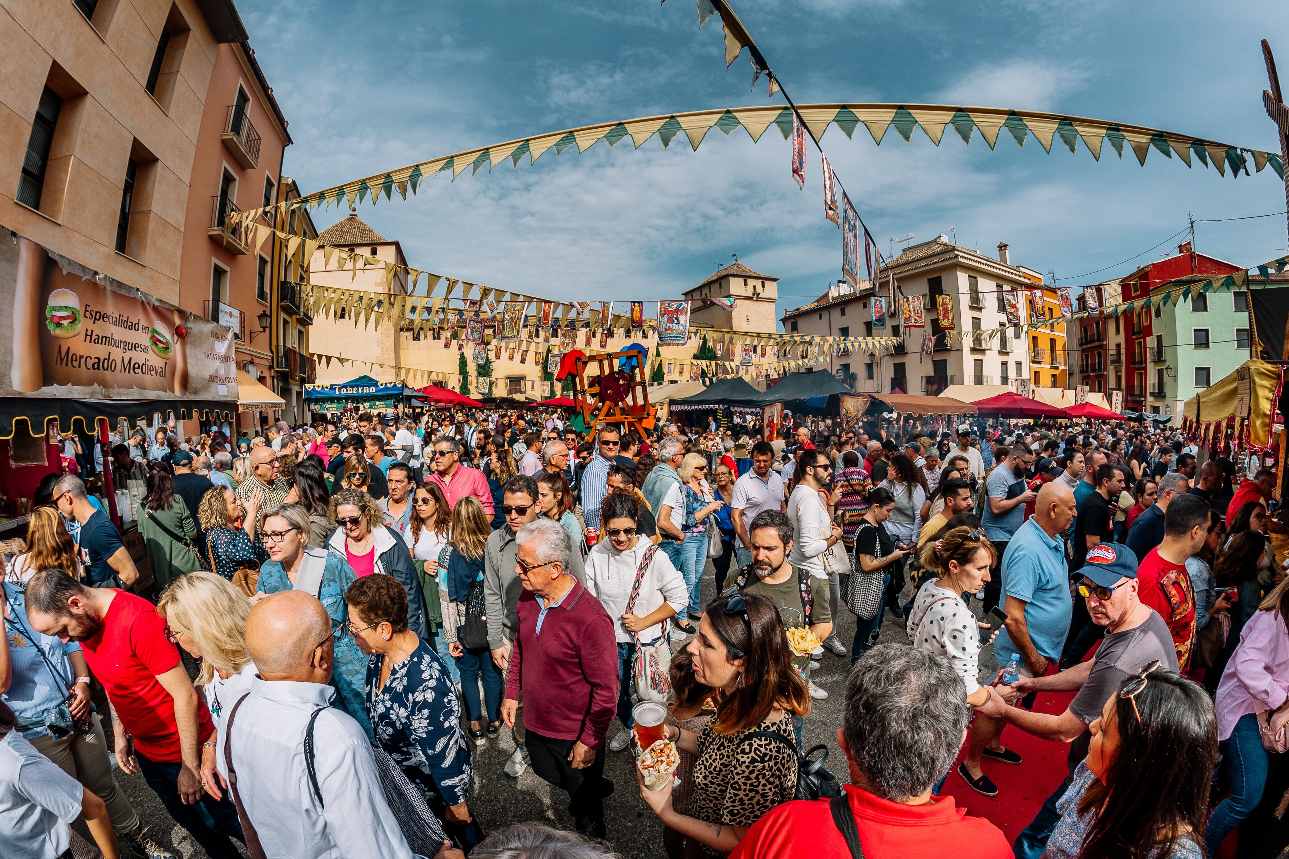 Visitantes de la Fira de Tots Sants en 2024