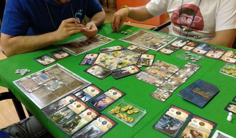 Los juegos de mesa y rol tomarán el protagonismo en Aluche. Las jornadas empezaron celebrándose en Alcorcón hace once años.