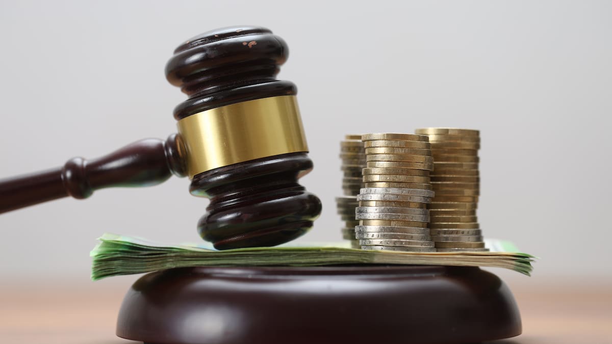 Hacen alarde de un estilo de vida por todo lo alto, llaman a la puerta y es Hacienda exigiendo más de un millón de euros