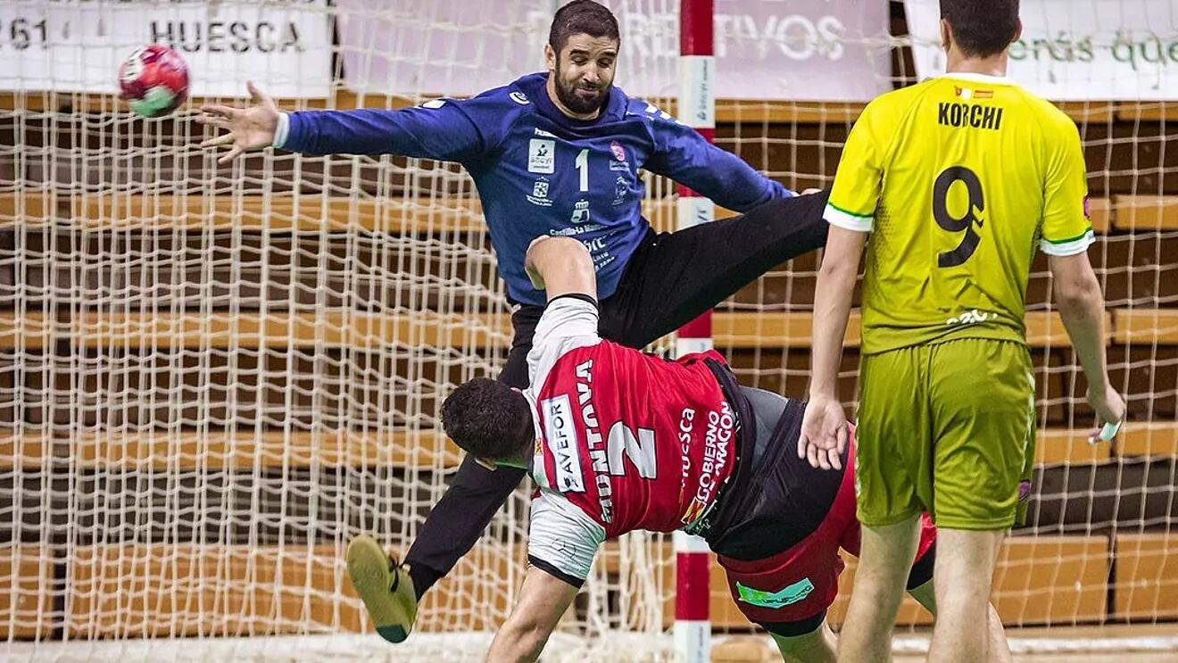 Saeid regresa a la Asobal tras defender la portería del Guadalajara