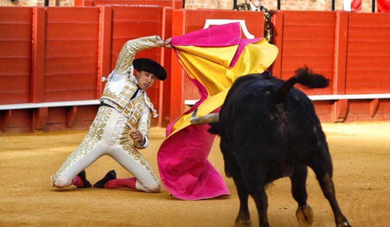 Roca Rey durante su actuación en la corrida de Jandilla del pasado 19 de abril