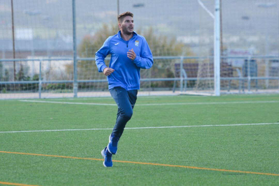 Lolo Garrido durante un entrenamiento en Picadueñas 