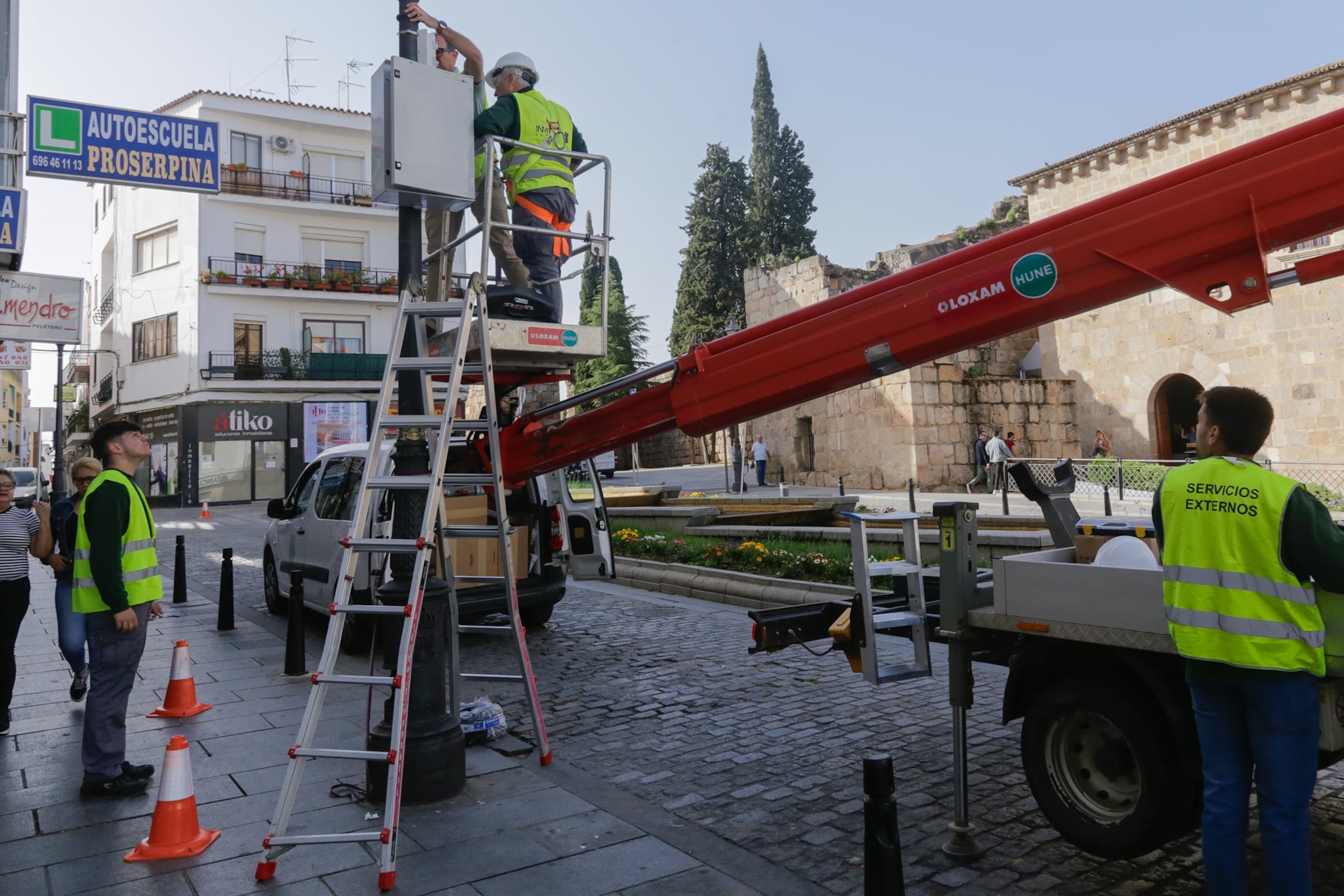 Instalación de cámaras de vigilancia en entornos monumentales de Mérida