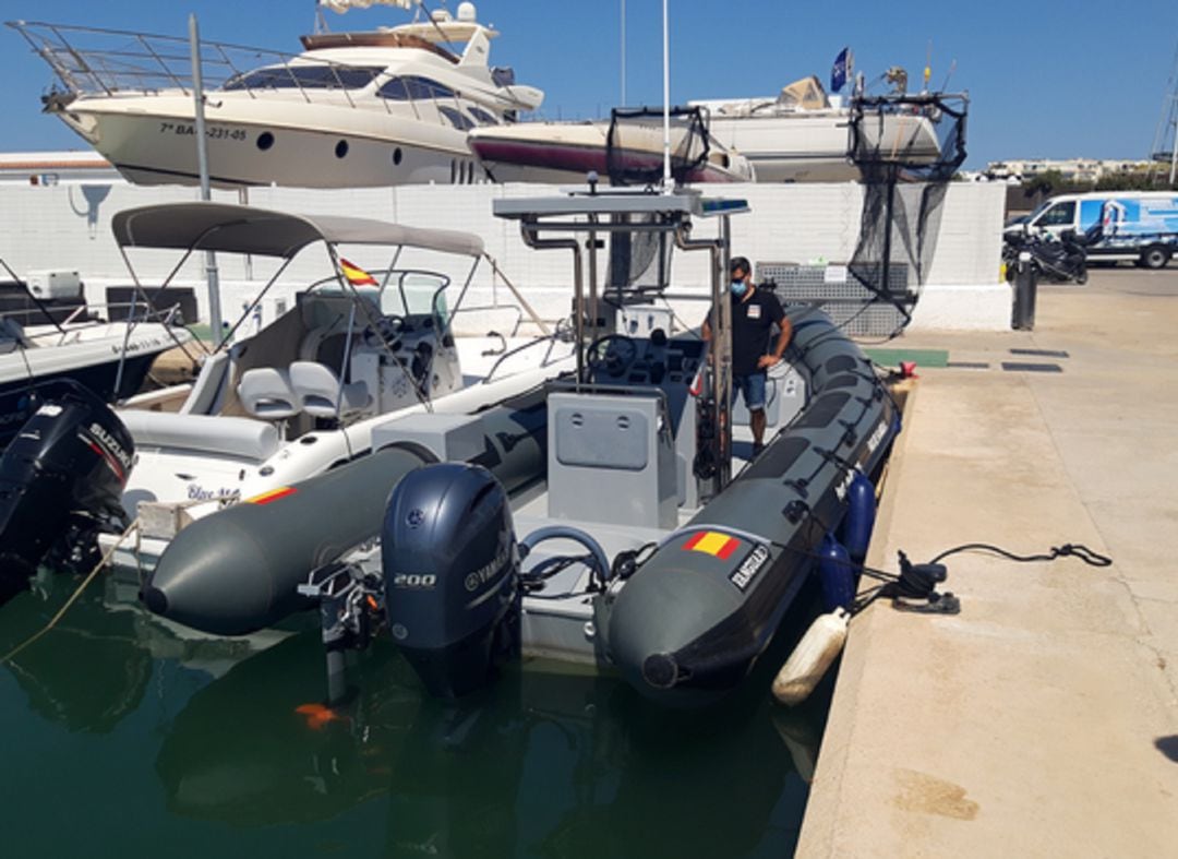 Las nuevas embarcaciones de limpieza en los puertos pitiusos