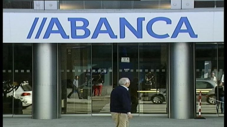 Fachada de la sede principal de Abanca en Vigo.