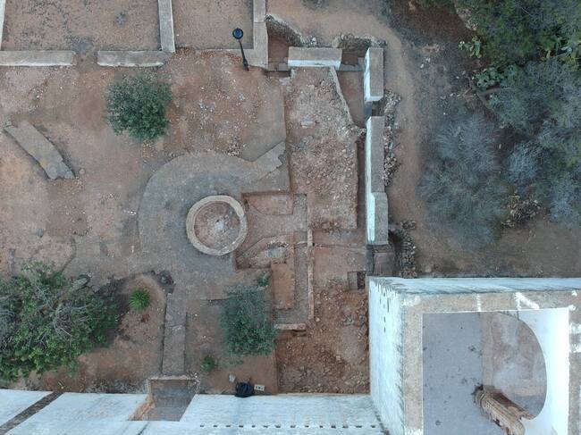 BETANCURIA (FUERTEVENTURA), 18/04/2024.- Excavaciones llevadas a cabo en Betancuria (Fuerteventura) han conseguido documentar los restos originales de la iglesia del convento franciscano de San Buenaventura, fundado a principios del siglo XV y ejemplo de la primera misión conventual existente en Canarias, según han anunciado este jueves sus responsables. EFE/Tibicena Arqueología y Patrimonio SOLO USO EDITORIAL/SOLO DISPONIBLE PARA ILUSTRAR LA NOTICIA QUE ACOMPAÑA (CRÉDITO OBLIGATORIO)