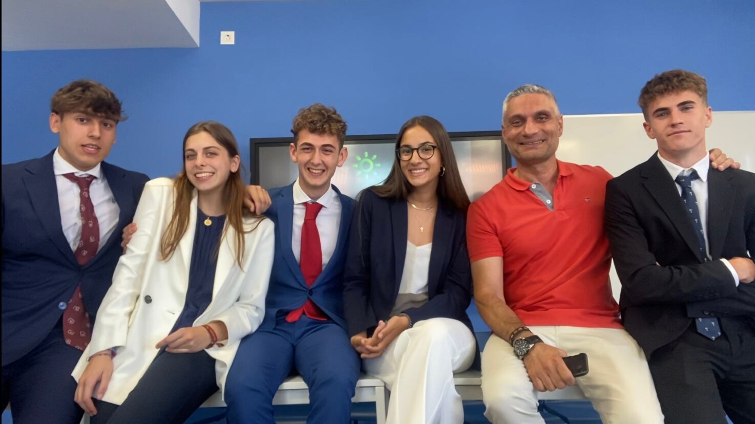 Novaschool gana el Desafío Junior Empresarial de ESIC