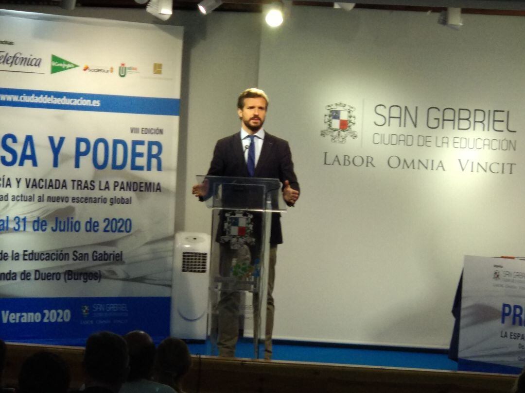 Pablo Casado, presidente del PP, en su intervención en el curso Prensa y Poder de San Gabriel Ciudad de la Educación