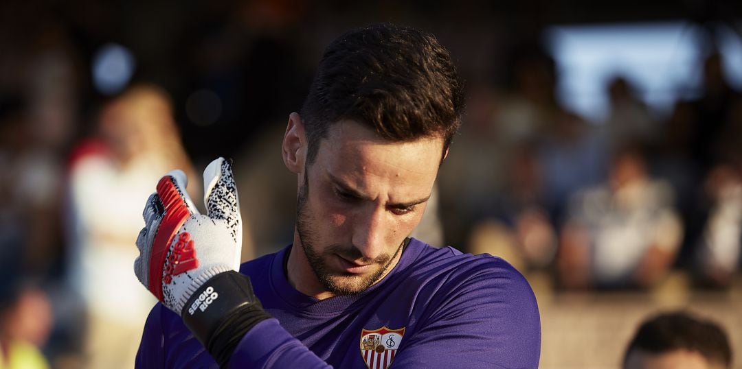 Sergio Rico, durante un partido con el Sevilla