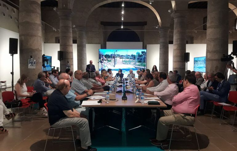 Las Jornadas de Participación Vecinal del Ayuntamiento de Murcia se han celebrado en el palacio Almudí