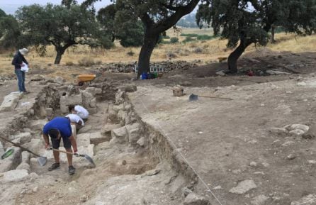 Trabajos de excavación en Medina Azahara