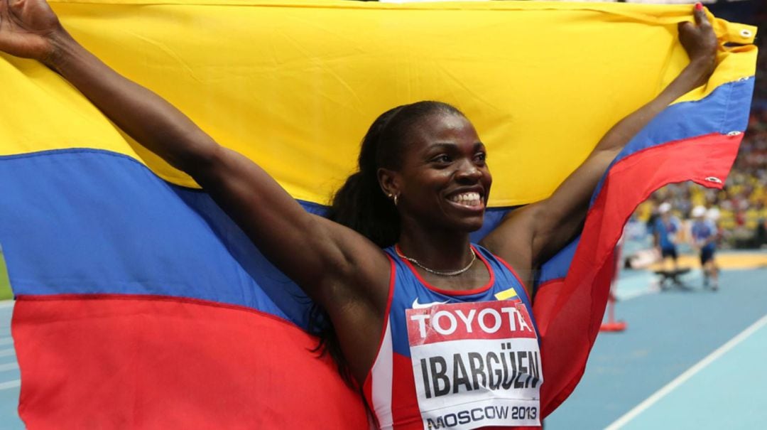 La campeona olímpica de triple salto, Caterine Ibarguen, en Almería.