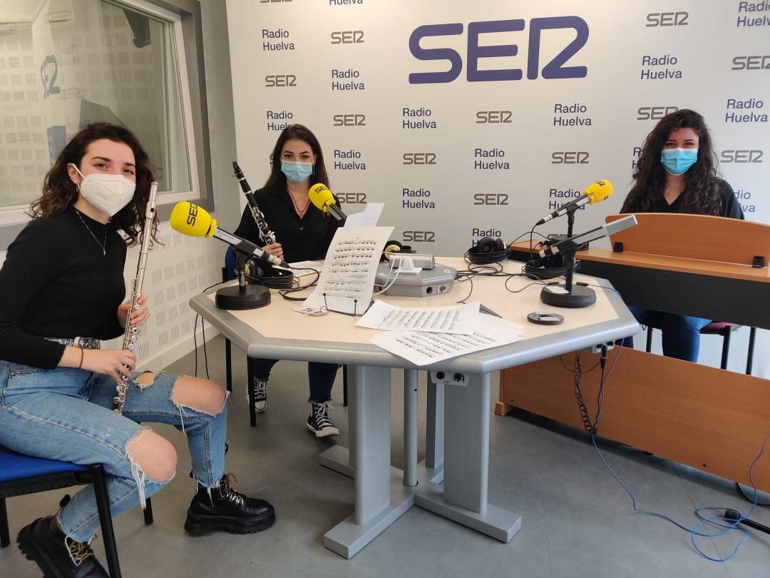 Trío de Cámara "September". Raquel, Gloria y Maria, estudiantes del Conservatorio Profesional de Música de Huelva