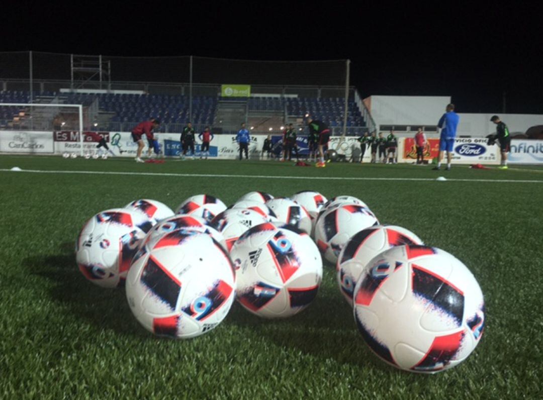 El Govern incrementa las ayudas a las federaciones 