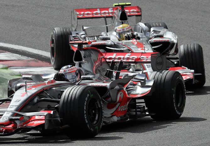 Alonso ha logrado hoy recortar un punto más a su compañero Hamilton que en este momento le saca dos puntos en la clasificación del Mundial