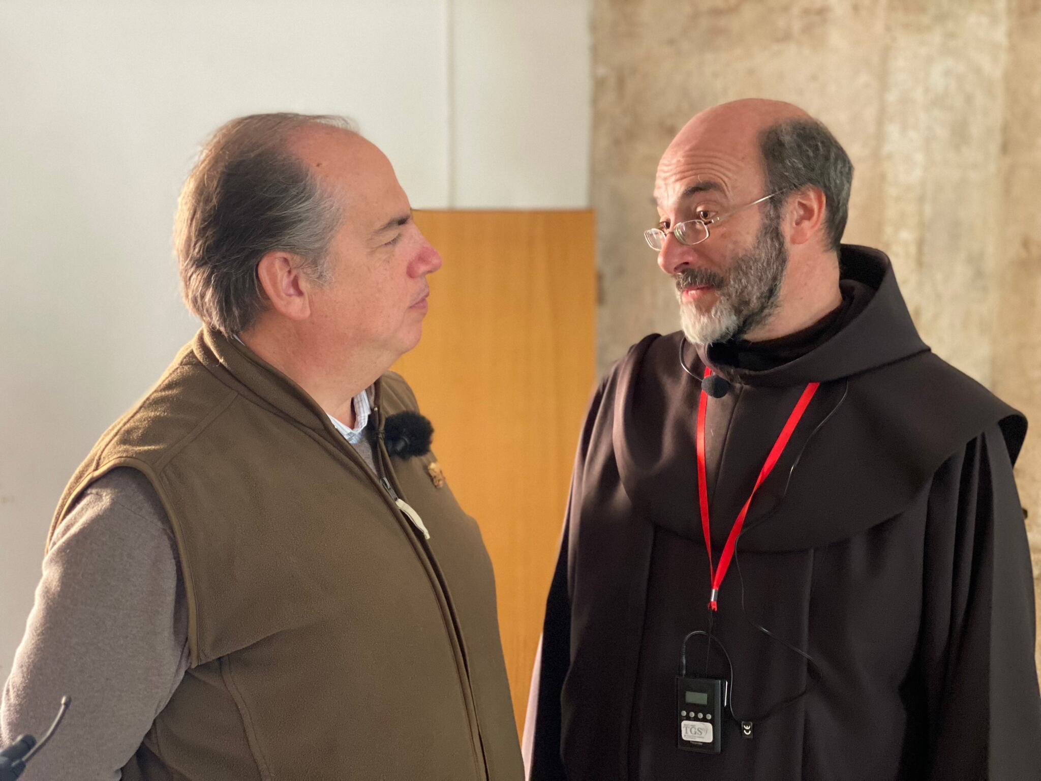 Con fray Luis Quintana, en El Cenáculo