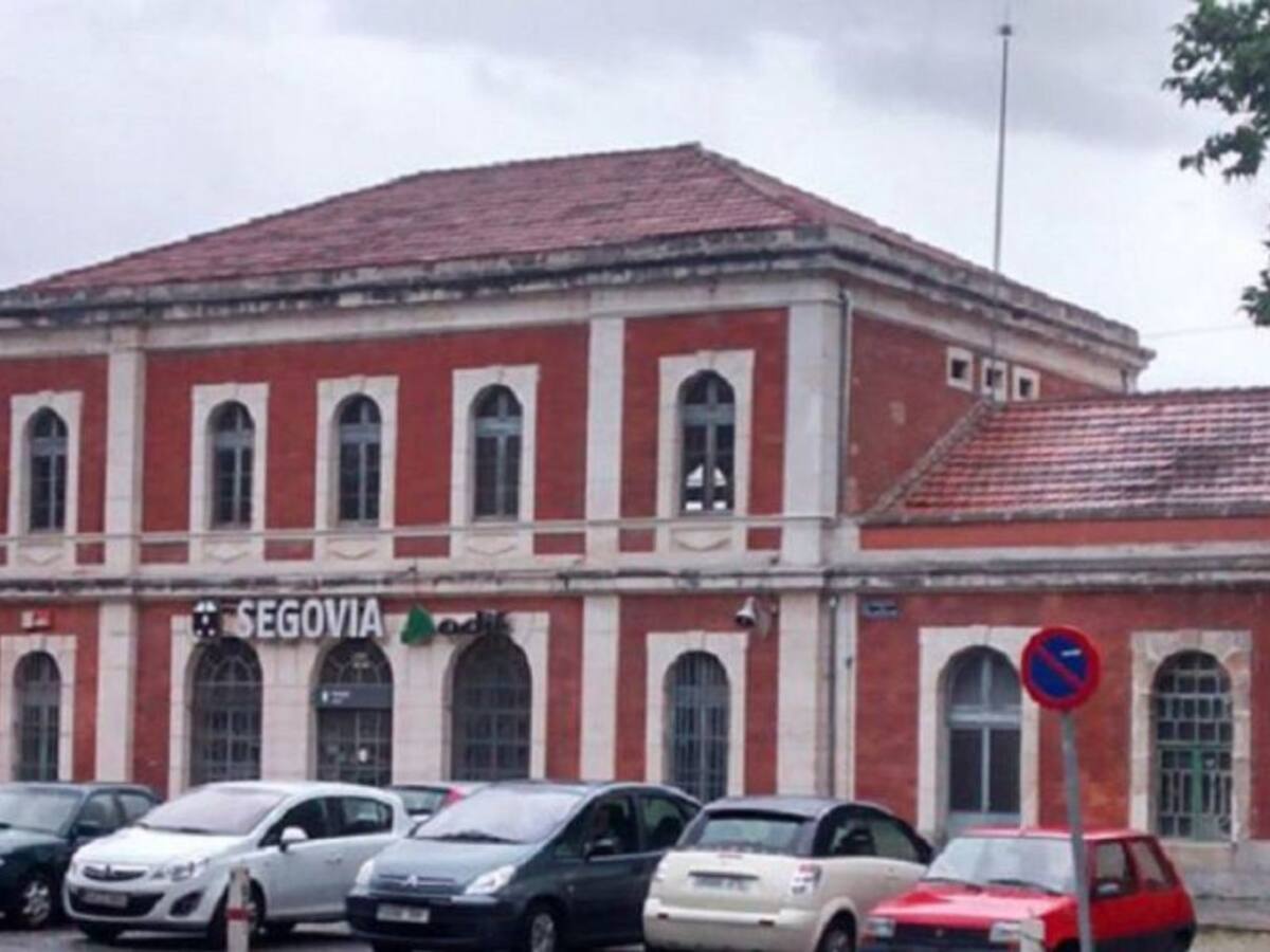 Podemos apuesta por el transporte ferroviario y el desarrollo de una plataforma logística de mercancías