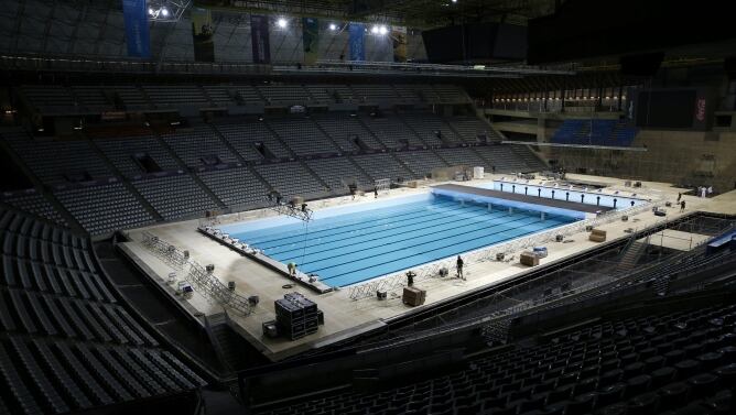 Vista de la piscina instalada en el Palau Sant Jordi de Barcelona, que acogerá las pruebas de natación y las de natación sincronizada