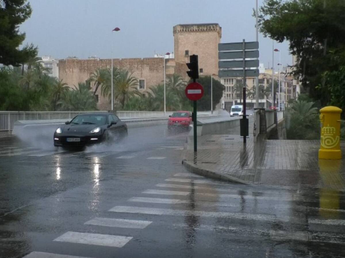 Elche vive uno de sus agostos más lluviosos desde que hay registros