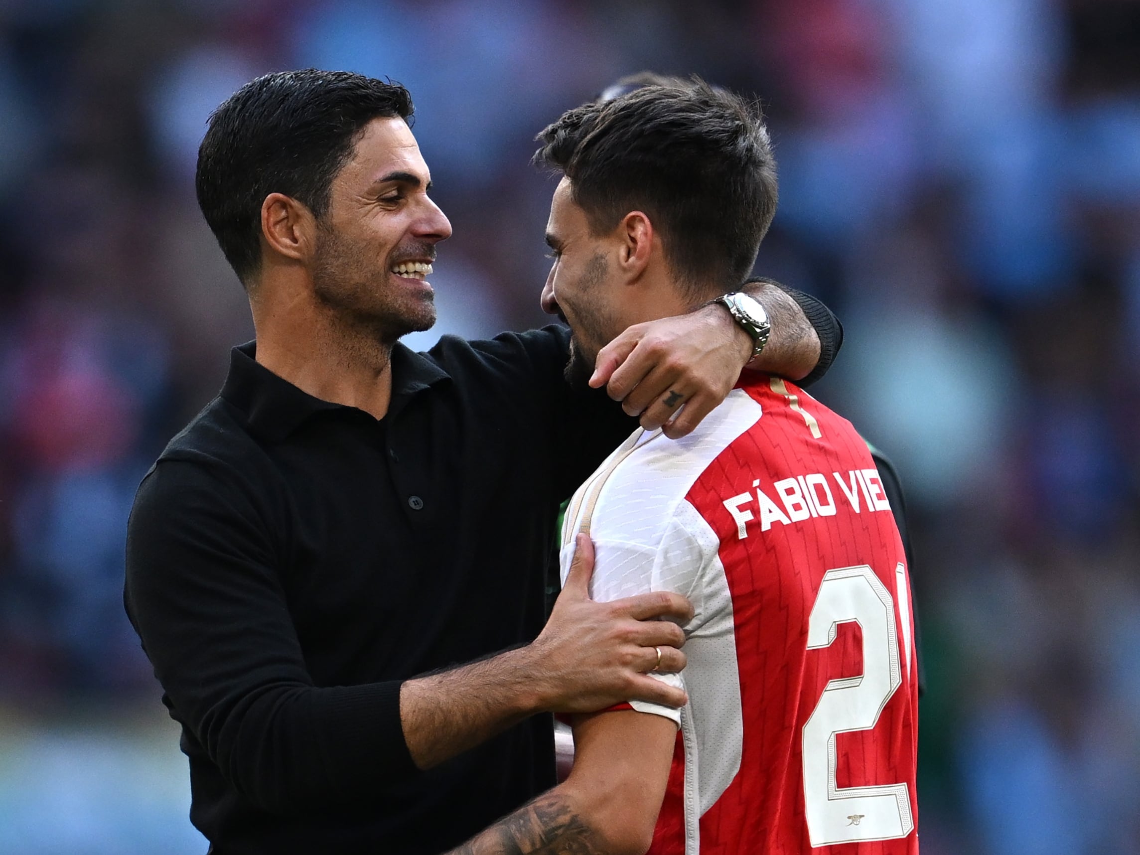 LONDON, ENGLAND - AUGUST 06: Mikel Arteta, Manager of Arsenal celebrates with Fabio Vieira following the team&#039;s victory in the penalty shoot out during The FA Community Shield match between Manchester City against Arsenal at Wembley Stadium on August 06, 2023 in London, England. (Photo by Shaun Botterill/Getty Images)