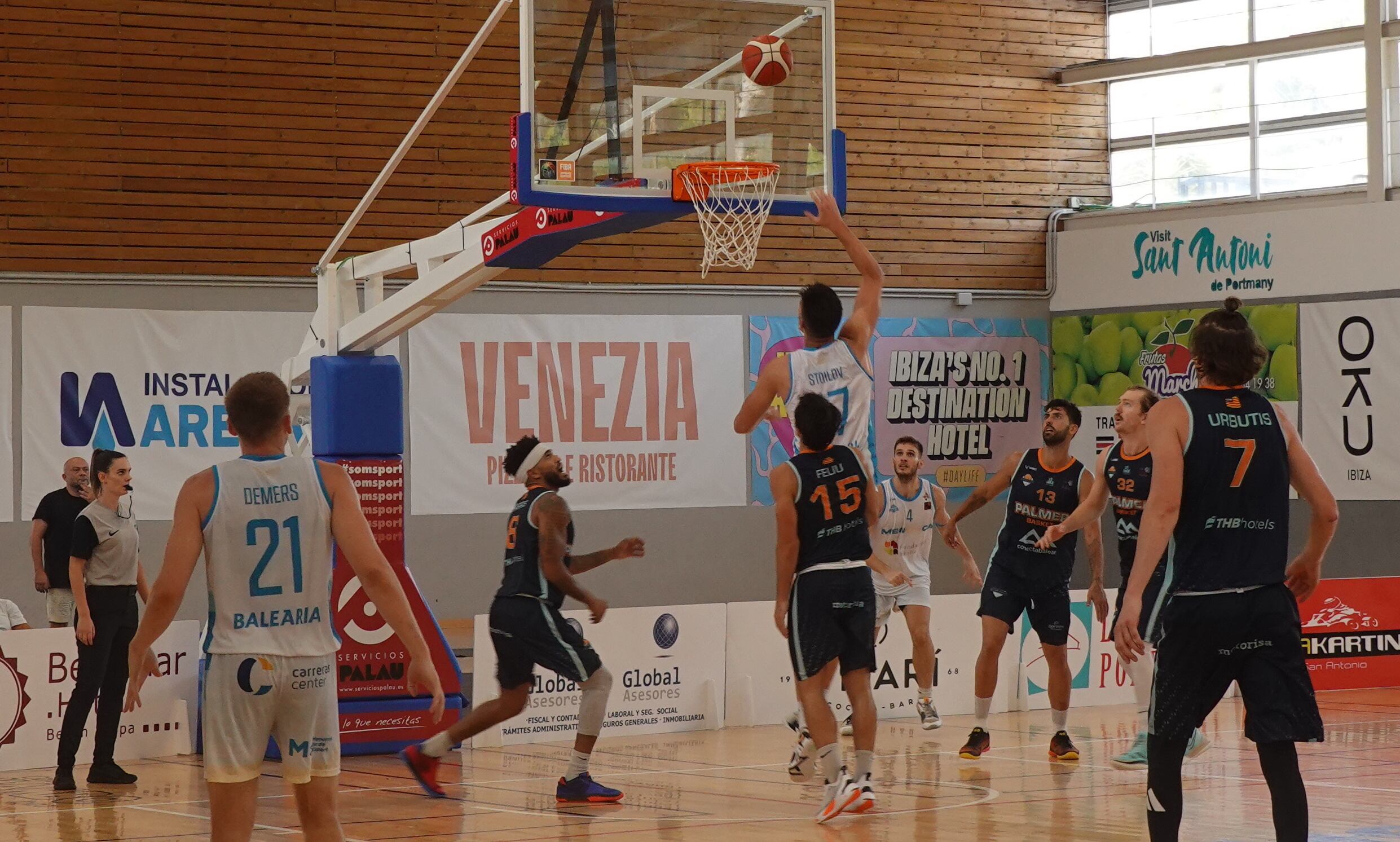 Hestia Menorca i Palmer Mallorca es tornen a veure les cares set dies després de la final del Illes Balears que es va disputar a Sant Antoni de Portmany.