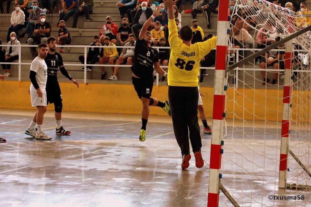 Vuelve a la competición el Bm. Elda - C.E.E.