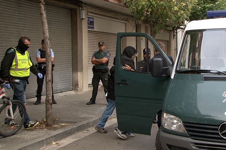 Un dels detinguts que la Guàrdia Civil ha fet a Salt