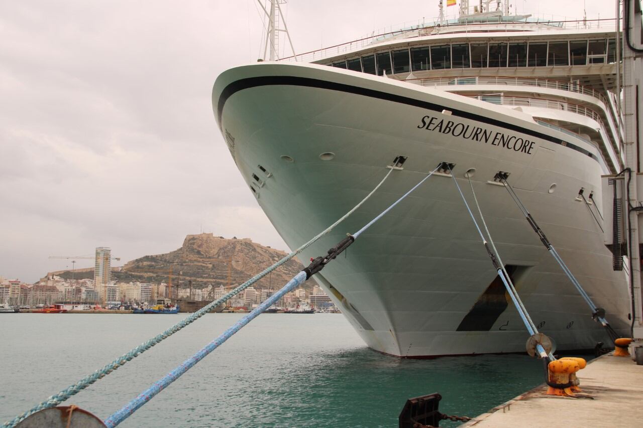 Crucero Seabourn Encore en el Puerto de Alicante/Puerto de Alicante