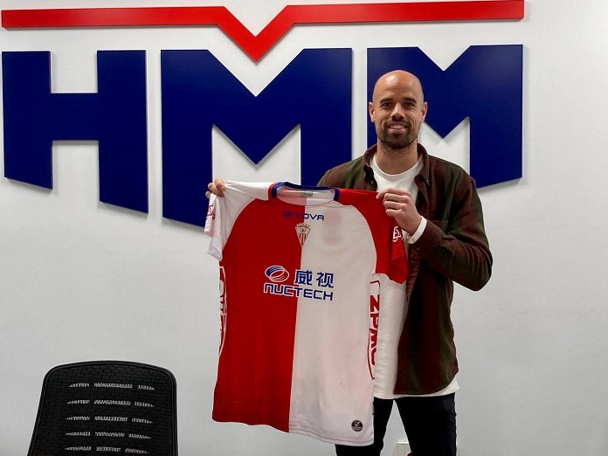 Rubén Miño, ilusionado en su presentación con el Algeciras