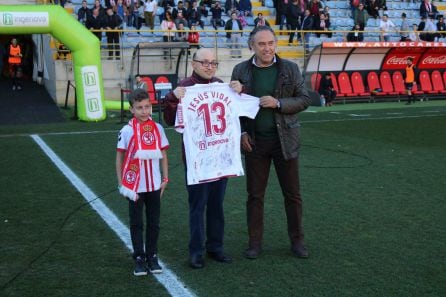 El actor leonés Jesús Vidal fue homenajeado por la Cultural