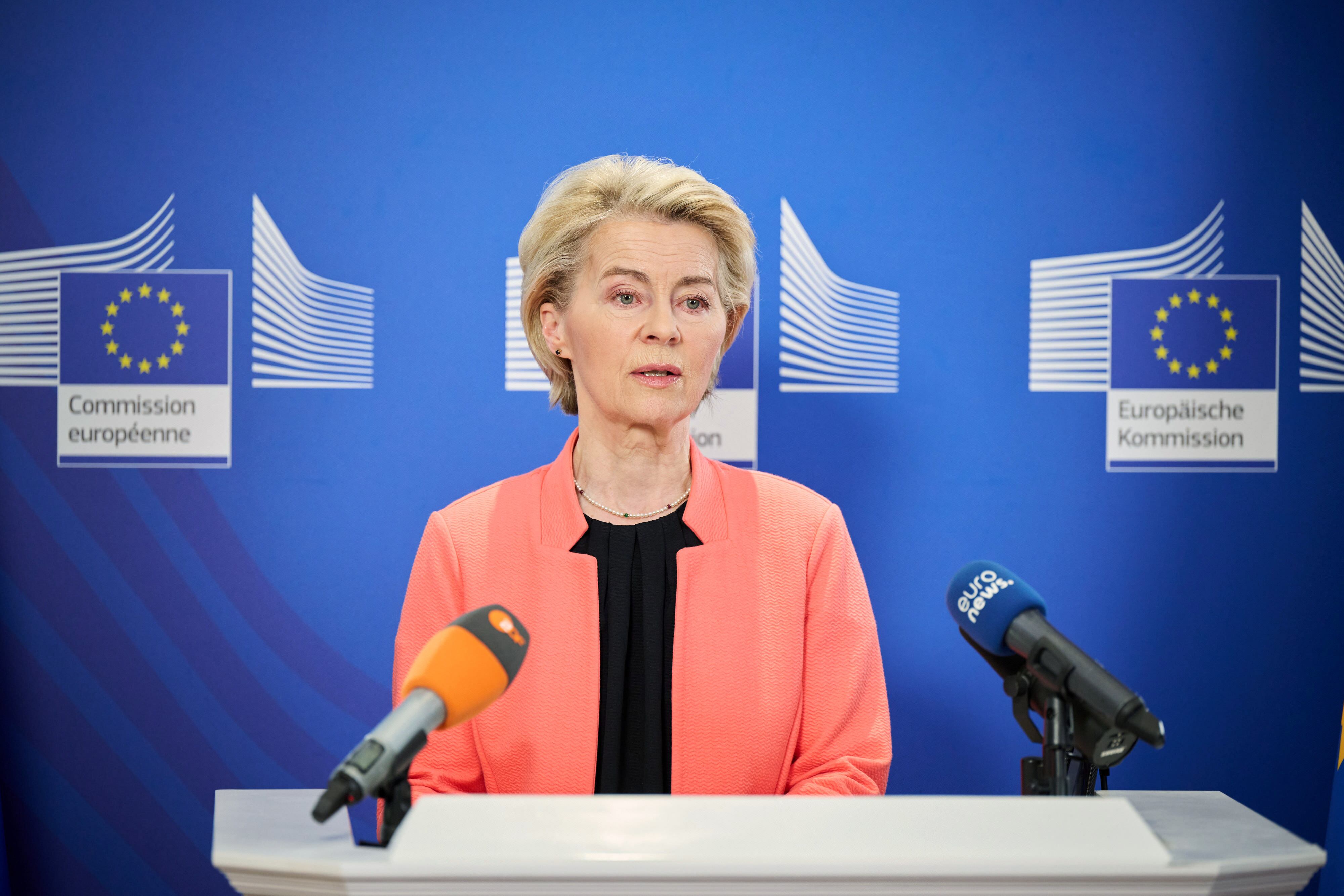 Von der Leyen dibuja un mundo de "desorden y caos", tiende la mano al diálogo y recuerda que Europa tomará medidas tras los aranceles de Trump