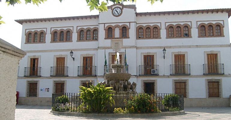 Fachada principal del Ayuntamiento de La Guardia de Jaén