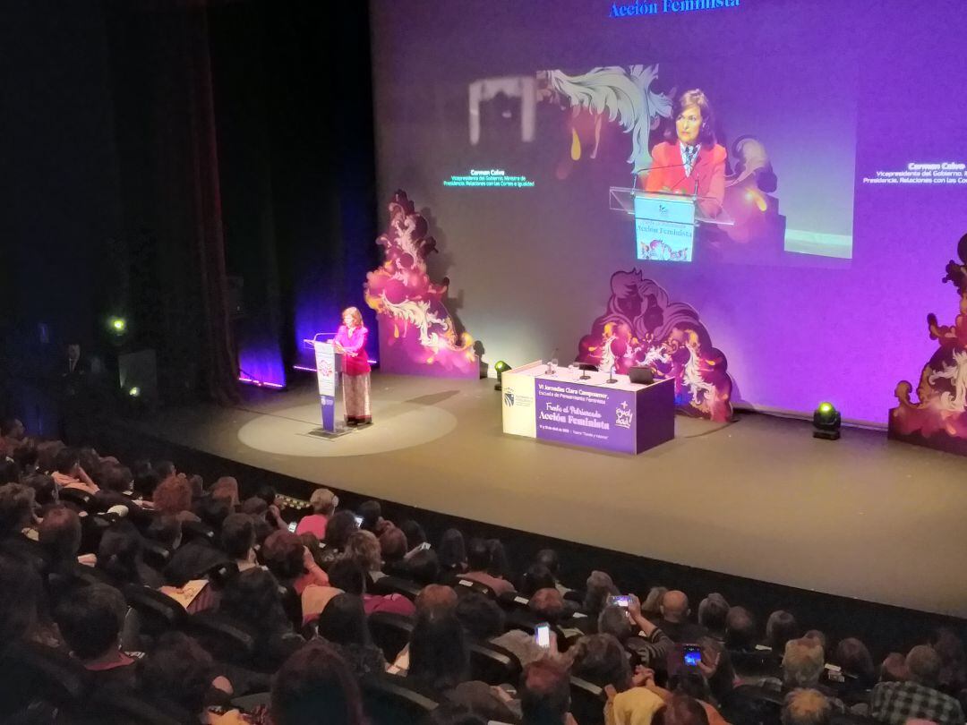 La vicepresidenta ha sido al encargada de inaugurar las VI Jornadas feministas Clara Campoamor de Fuenlabrada.