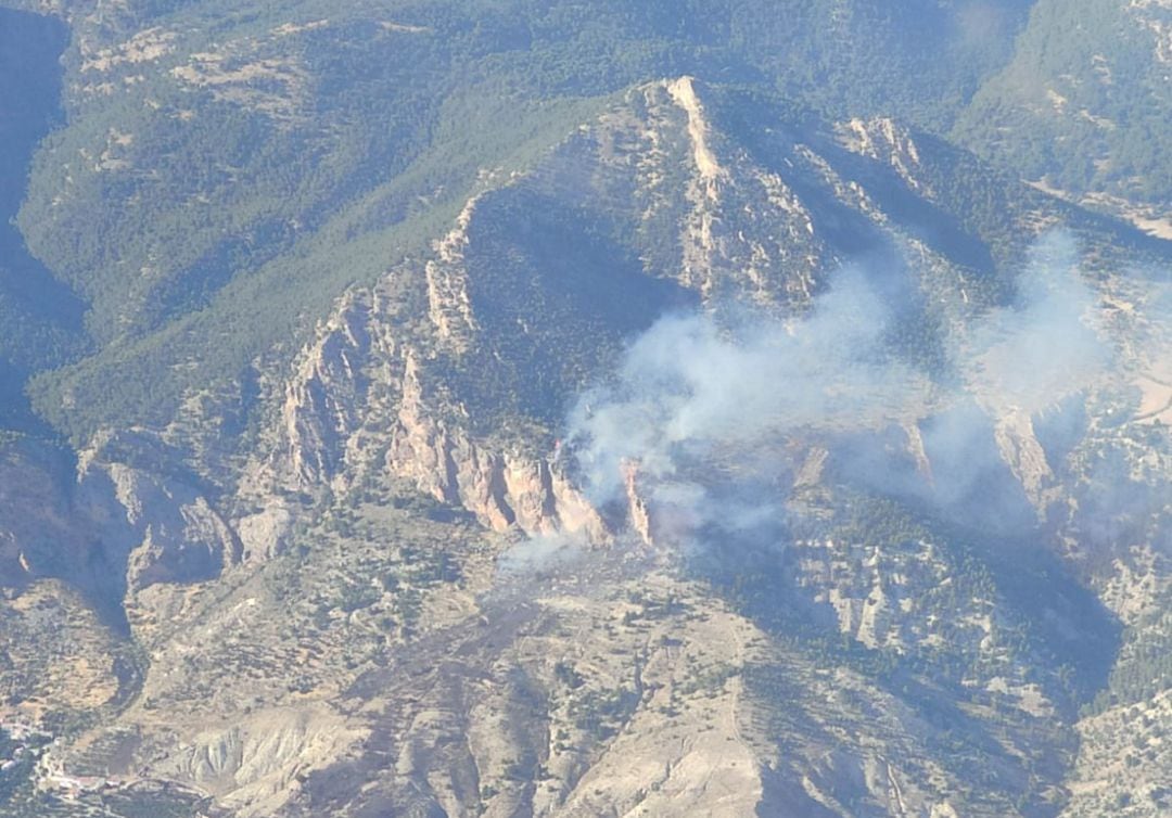 Imagen aérea del incendio de Hinojares.