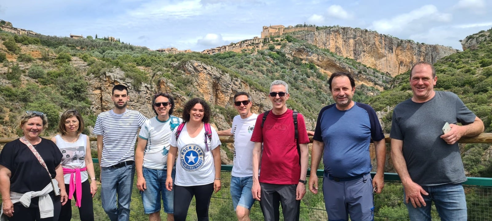 Visita de una representación de Rupit a Alquézar