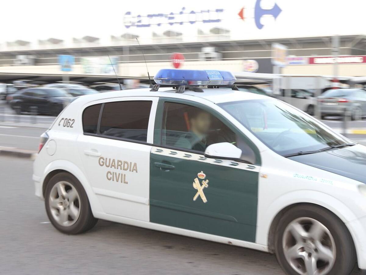 La Guardia Civil detiene a un hombre en Almassora por saltarse el confinamiento