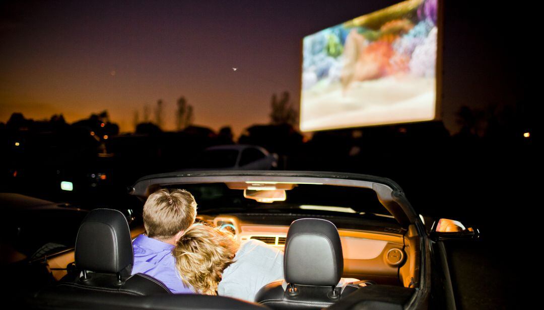 Los autocines se hicieron muy populares a través del cine americano.