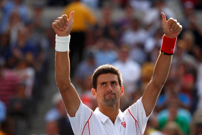 Novas Djokovic celebrando la victoria tras cinco sets