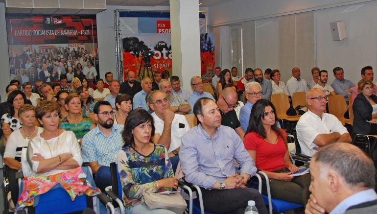 Imagen de una reunión del Comité Regional del PSN-PSOE