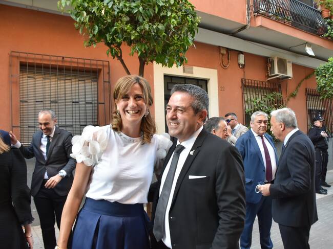 La alcaldesa de Archena, Patricia Fernández y el alcalde de Alcantarilla, Joaquín Buendía