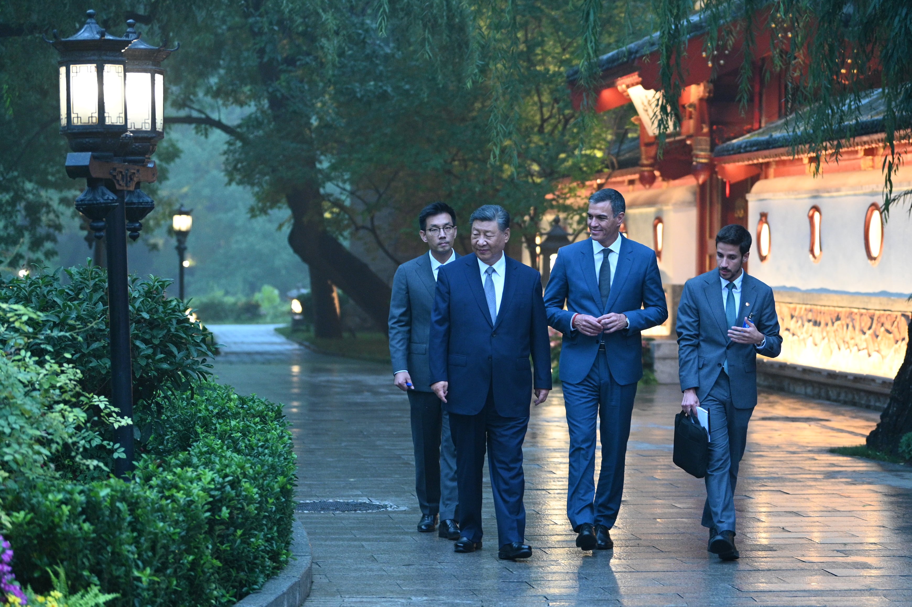 El presidente del Gobierno se ha reunido con el presidente de la República Popular de China, Xi Jinping.