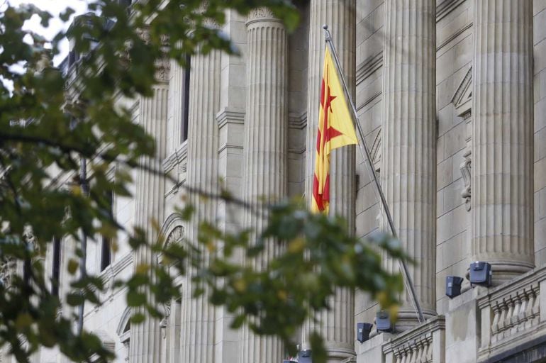 Bandera catalana en la Diputación de Gipuzkoa