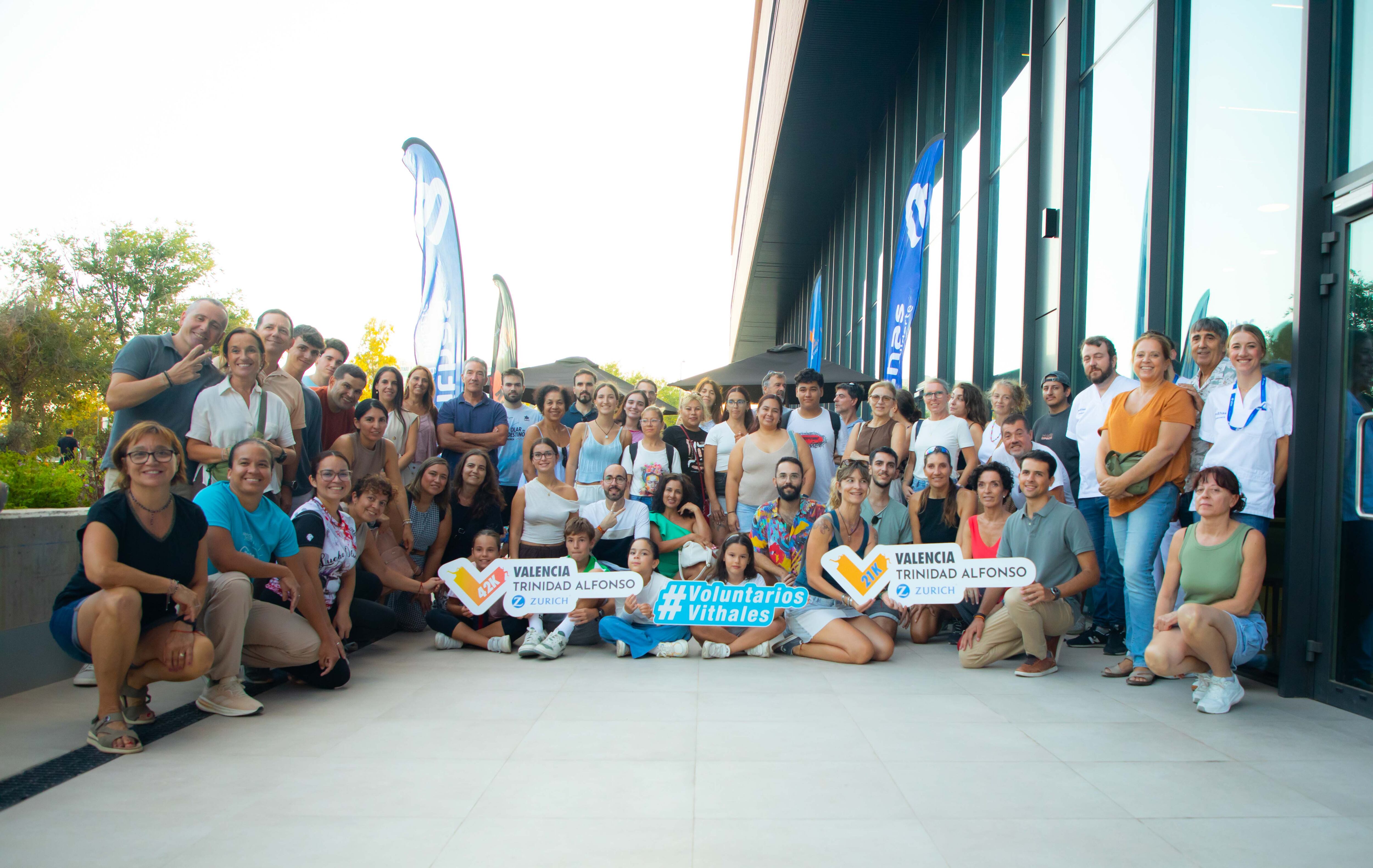 Foto de grupo en el curso de RCP de Vithas Valencia Turia