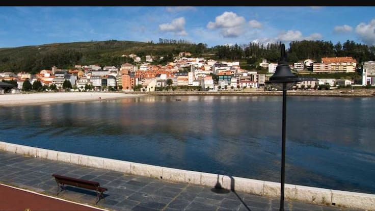 O comercio en Cee, Copistería Fersi e Sándalo Interiorismo (10/06/2020)