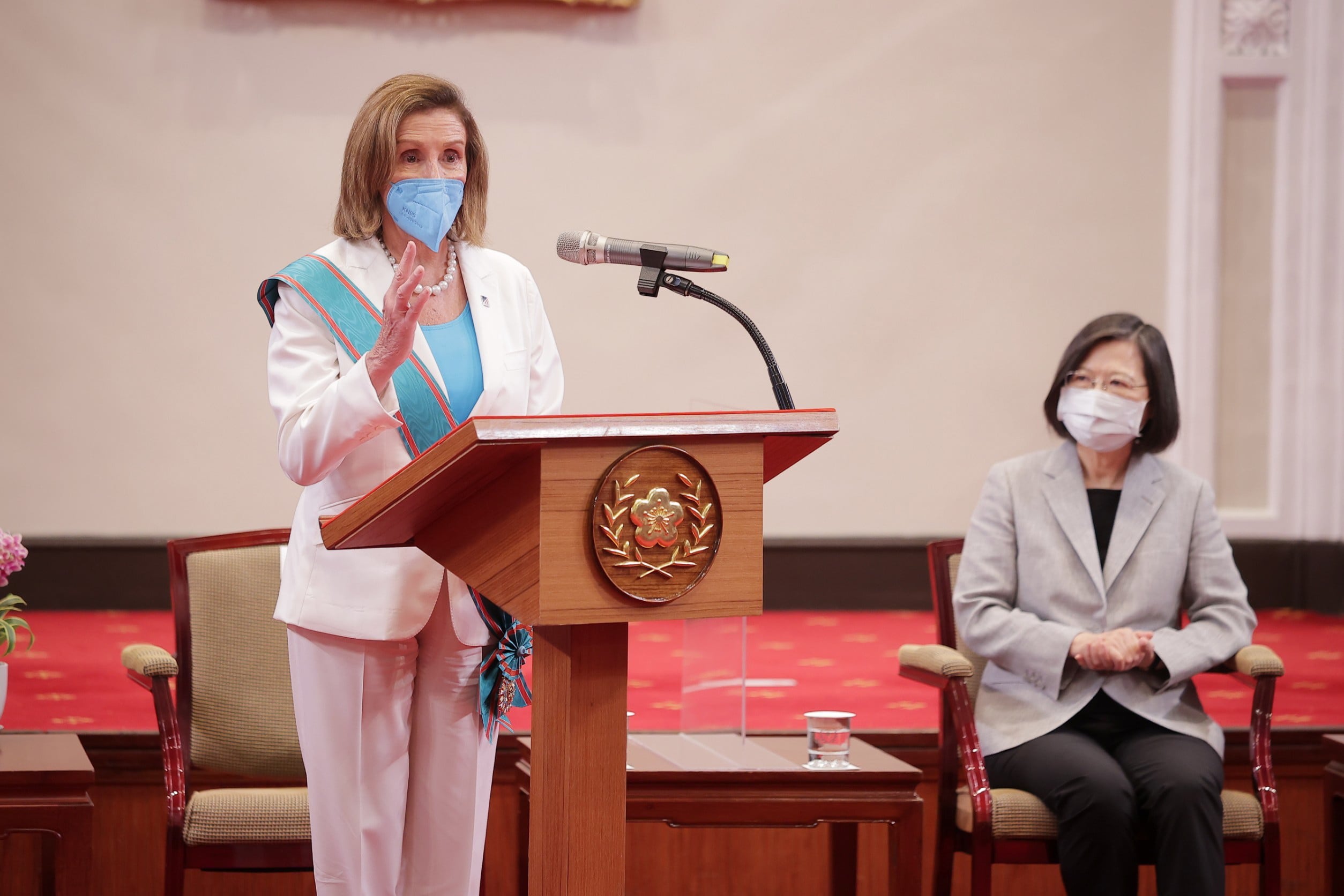 La presidenta de la Cámara de Representantes de EEUU, Nancy Pelosi, se reúne con la presidenta de Taiwán, Tsai Ing-wen.