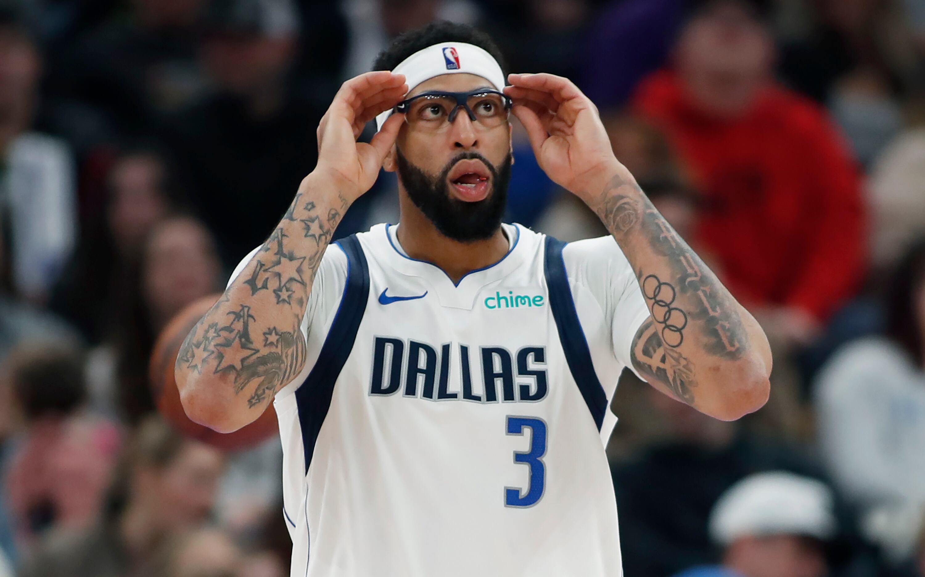 Anthony Davis, durante un partido con los Dallas Mavericks