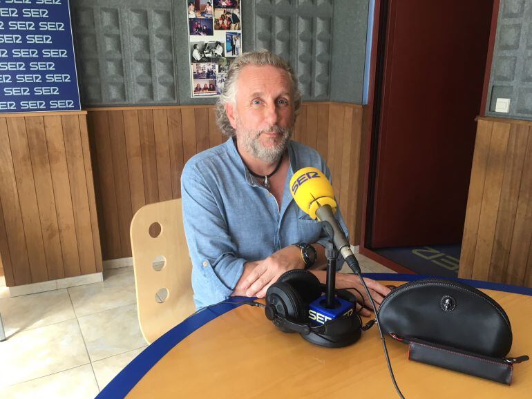 Jorge Cueto en los estudios de Radio Ibiza