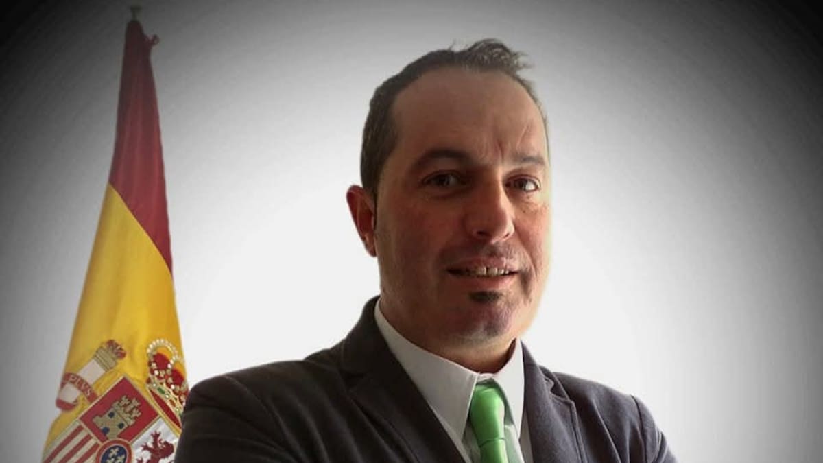 Vox inhabilita al primer presidente del partido en Ávila