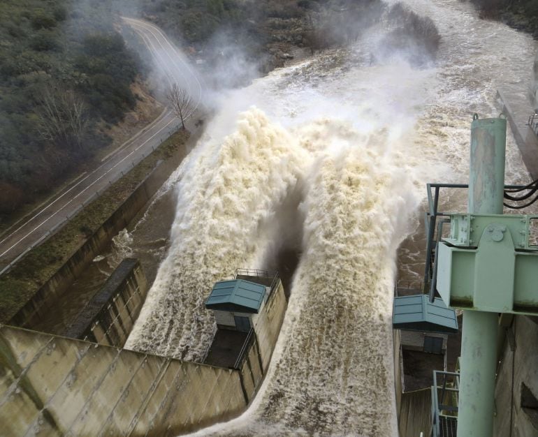 Planta hidroeléctrica situada en el río Duero y que forma parte de la red de energía renovable de España. 